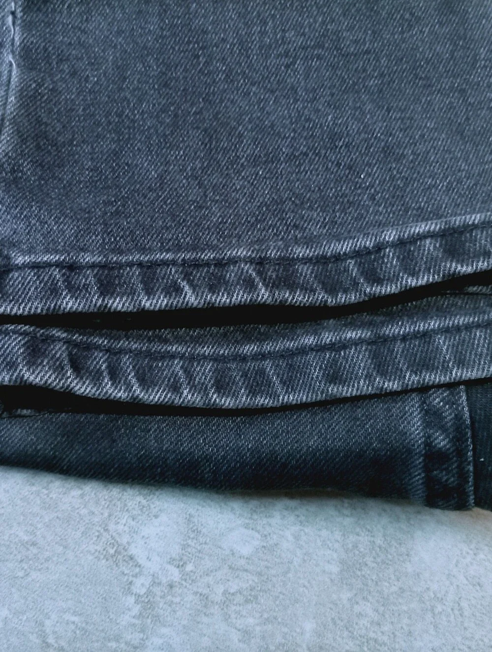 Lee's Men's Athletic Fit Black Jeans 33W 34L